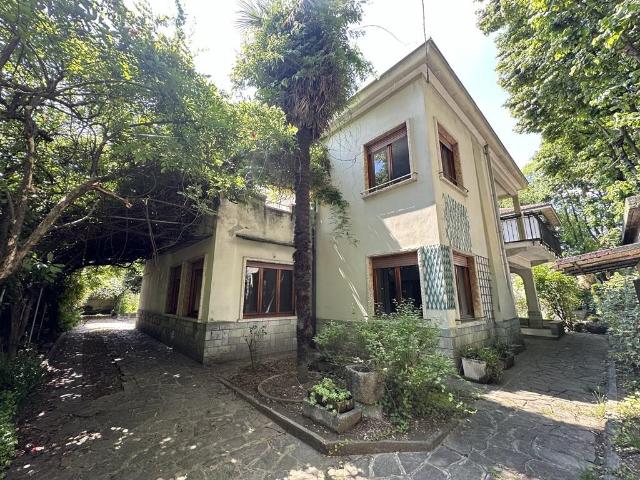 Villa in {3}, Viale dei Tigli 39 - Foto 1