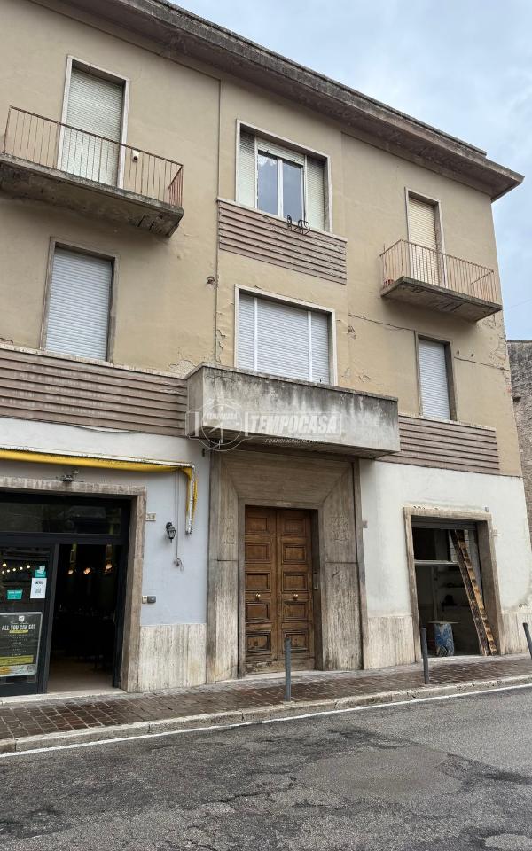 Negozio in Via Dino Angelini 34, Ascoli Piceno, {3} - Foto 2