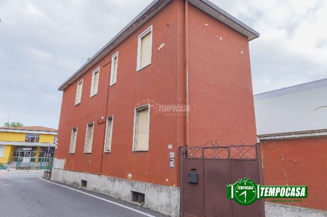 Zweizimmerwohnung in Via Trento, Cesano Boscone - Foto 1