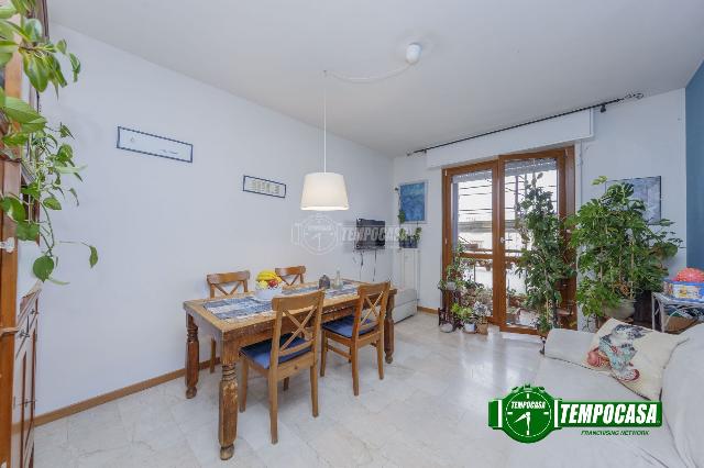 4-room flat in Via Salici, Cesano Boscone - Photo 1