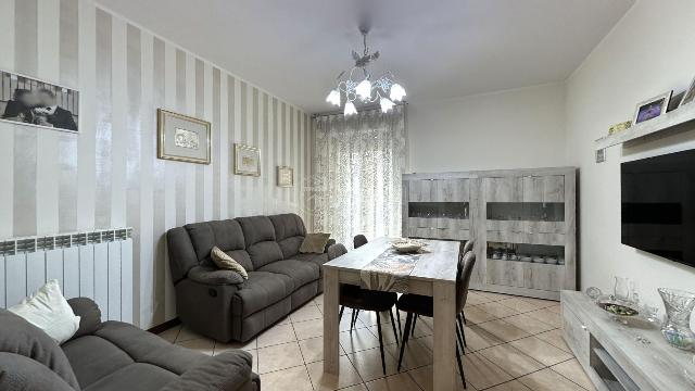 3-room flat in Via Don Comini, Chiari - Photo 1