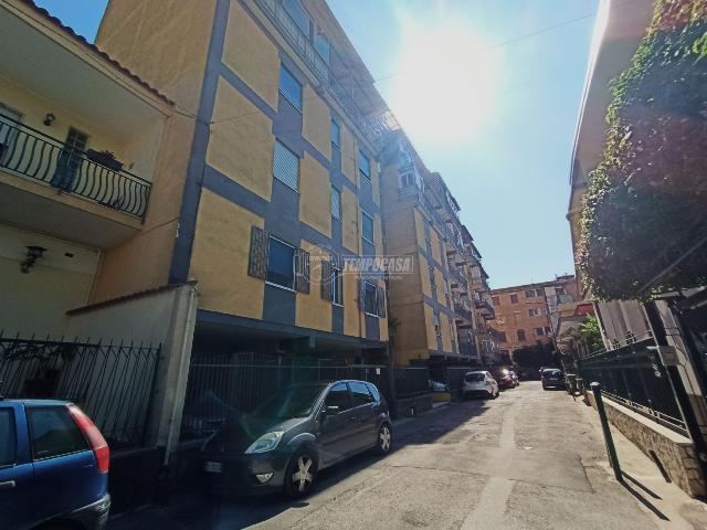 Quadrilocale in Via Dante Alighieri Traversa II, Giugliano in Campania - Foto 1