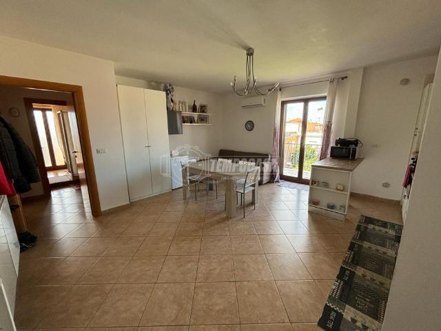 3-room flat in Via Oasi Sacro Cuore 51/a, Giugliano in Campania - Photo 1