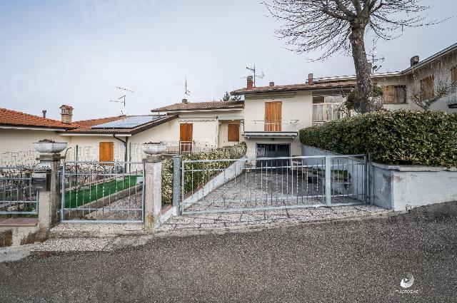 Villa a schiera in Via Pablo Neruda 205, Zocca - Foto 1