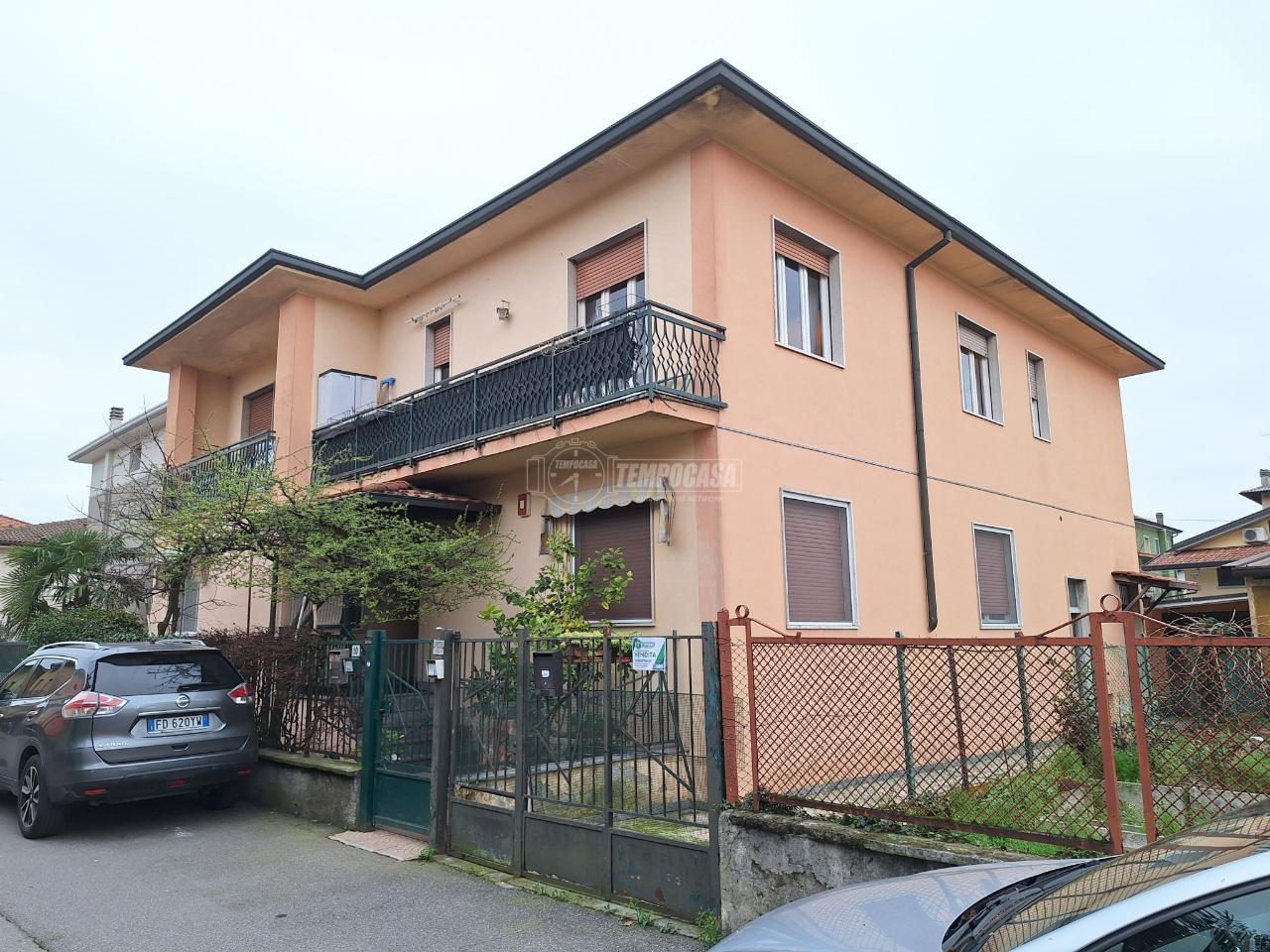 Appartamento in vendita a Romano Di Lombardia