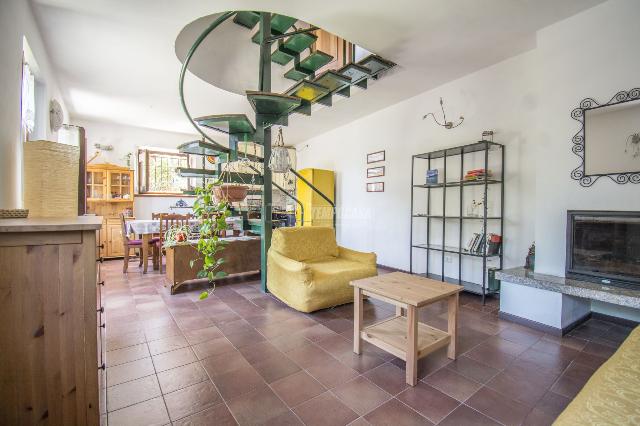 Villa a schiera in Via dello Scotano 10, Salò - Foto 1