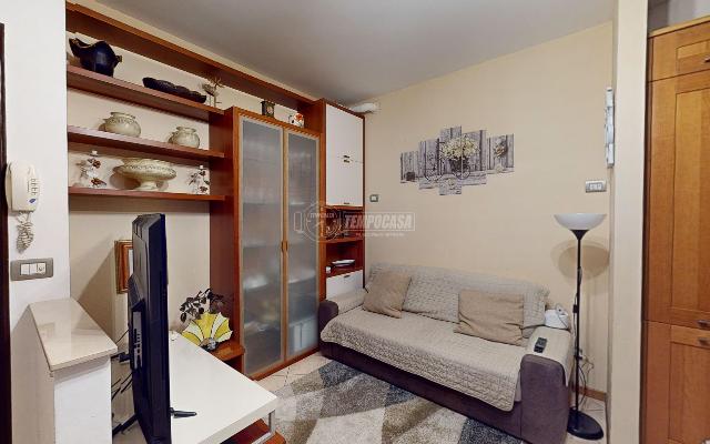 3-room flat in Via Milano, Medolla - Photo 1