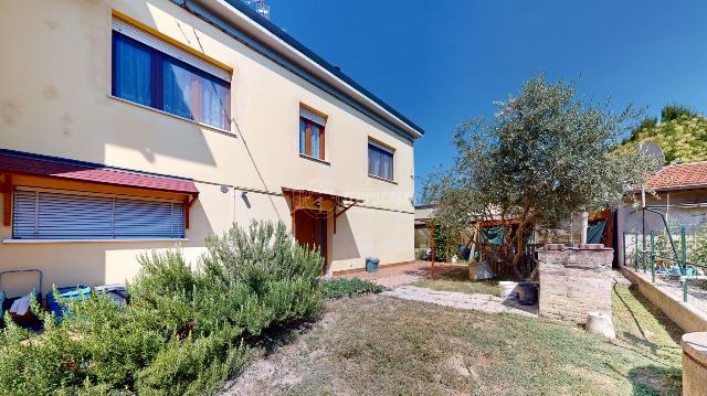 Terraced house in Via G. B. Vicini, Finale Emilia - Photo 1