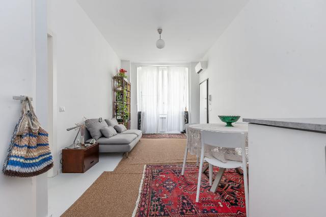 Zweizimmerwohnung in Via Carlo Farini 68, Milano - Foto 1