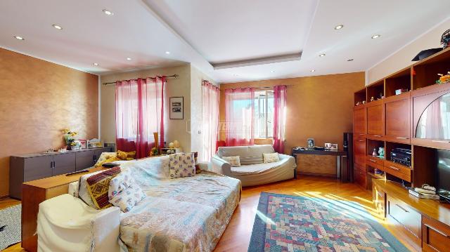 Apartament in Via Annie Vivanti 4, Torino - Photo 1