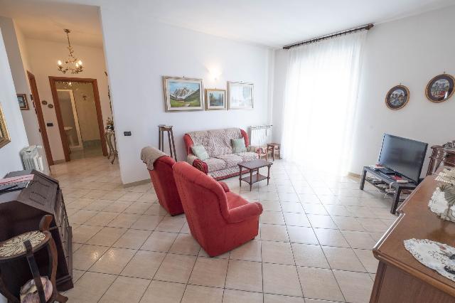 3-room flat, Vercelli - Photo 1