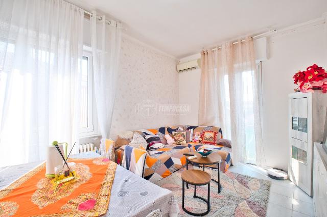 3-room flat, Vercelli - Photo 1