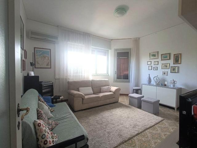 Apartament in {3}, - Photo 1