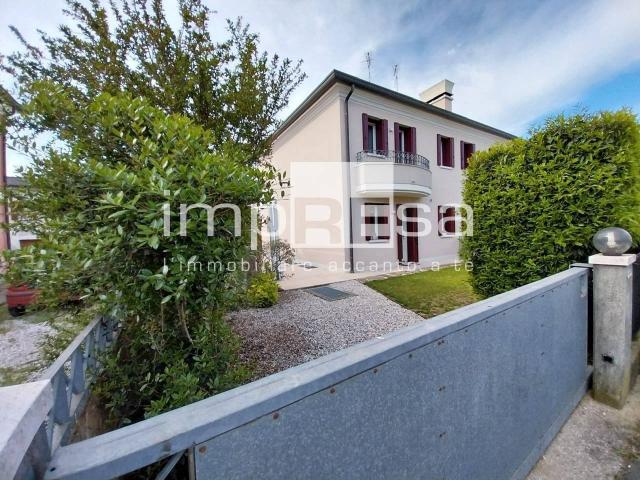 Villa in Via Luigi E Giulio Masi 25, Spresiano - Foto 1