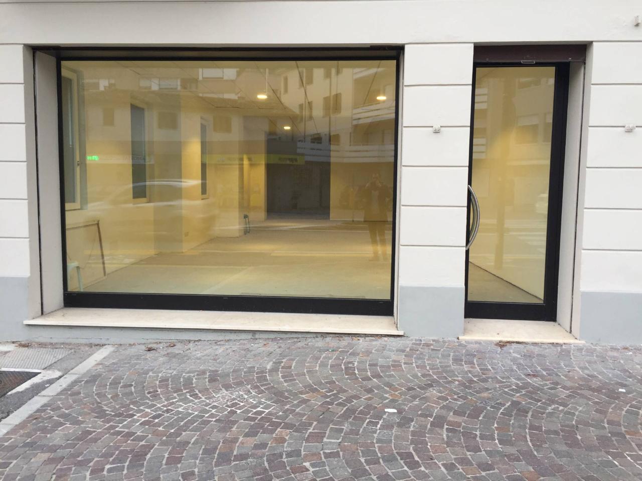 Negozio in Conegliano 79, Conegliano - Foto 1