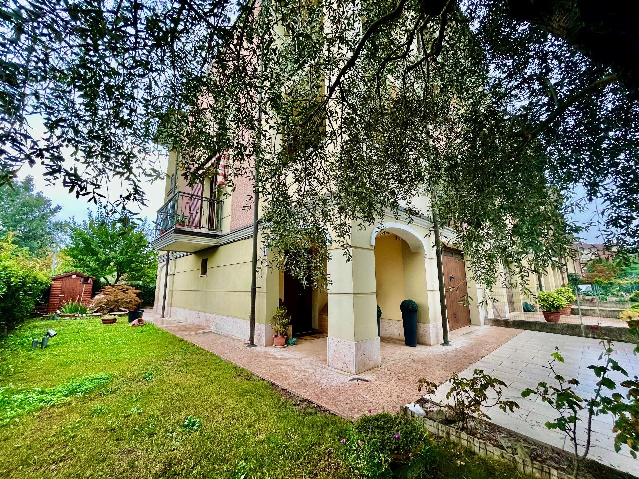 Villa a schiera in vendita a Modena