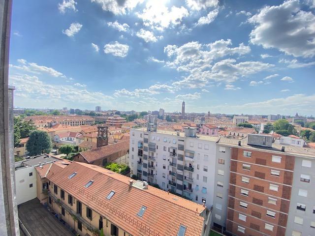 3-room flat in Via Azzone Visconti  45, Monza - Photo 1