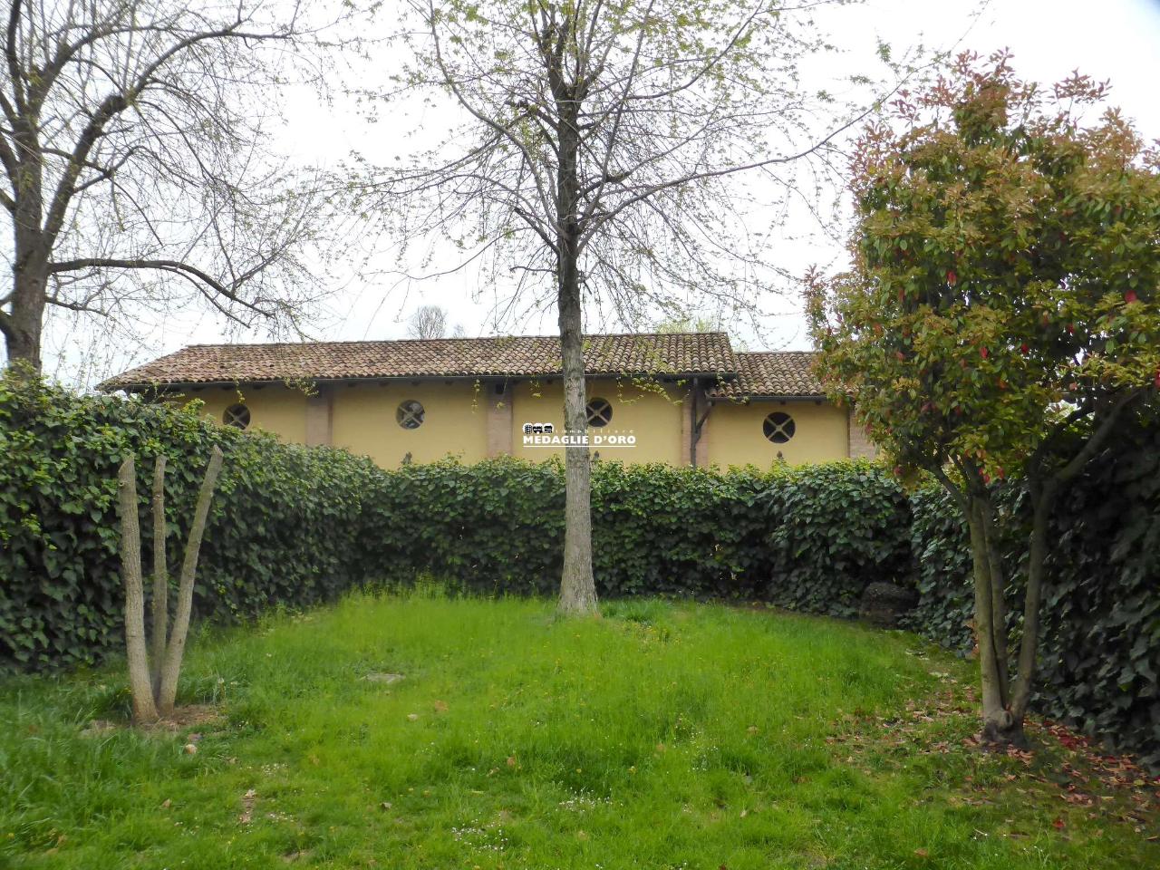 Porzione di casa in affitto a Modena