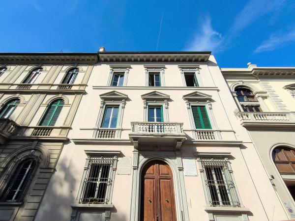 3-room flat in Piazza Massimo d'Azeglio, Firenze - Photo 1