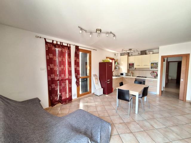 3-room flat in Viale Gramsci, Rovigo - Photo 1