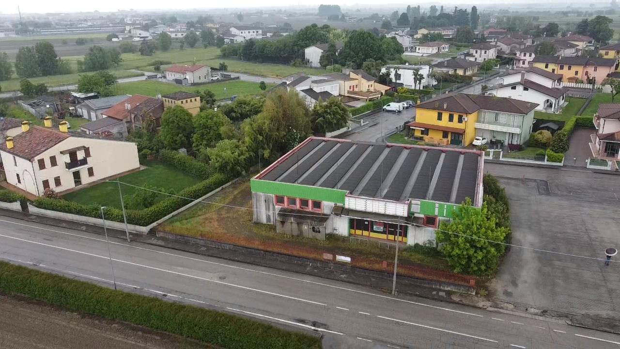 Capannone in Via Perarolo, Merlara, {3} - Planimetria 1