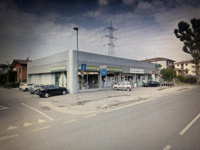 Negozio in Viale Europa, Montecchio Maggiore - Foto 1