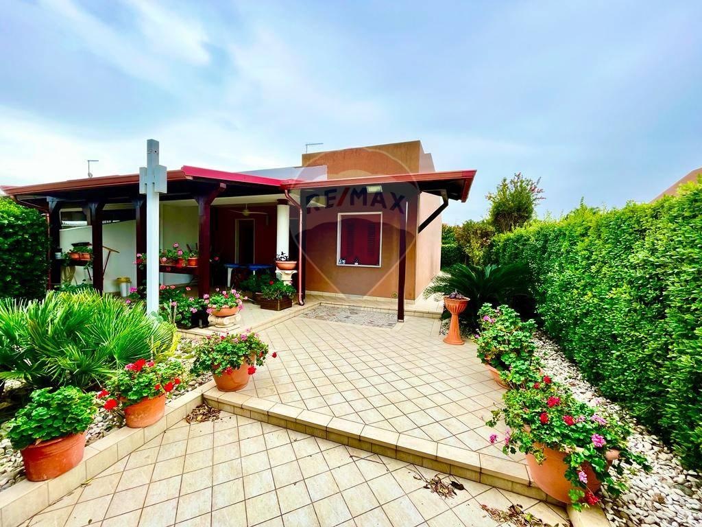 Villa a schiera in vendita a Brindisi