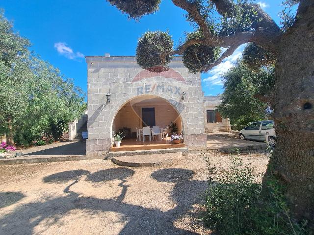 Villa in Contrada Veneri Snc, San Vito dei Normanni - Foto 1