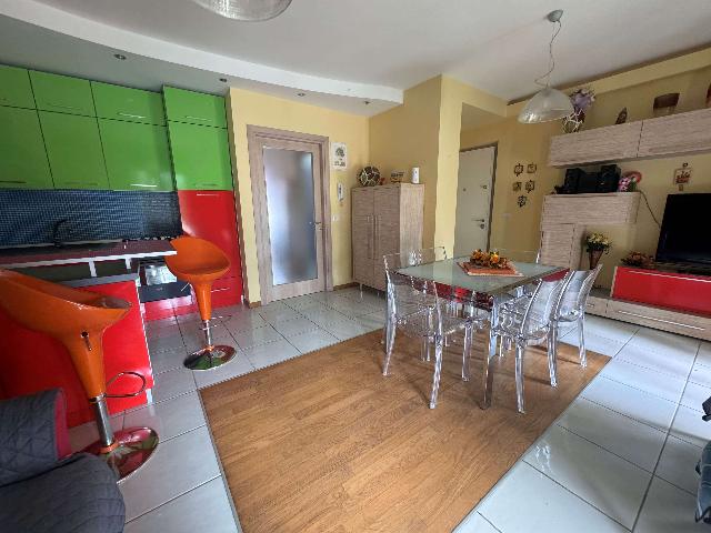 4-room flat in {3}, - Photo 1