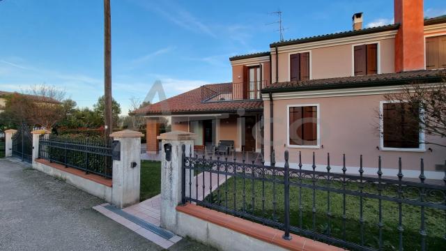 Terraced house in Cantonazzo Ro, Rovigo - Photo 1