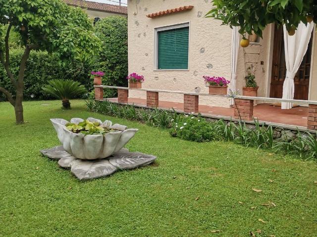 Mansion in Via Antonio Canova, Forte dei Marmi - Photo 1