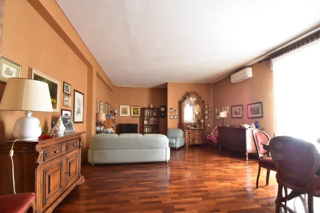 main gallery real estate image