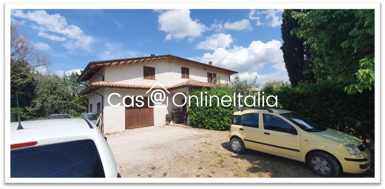 Casa indipendente in vendita a Bevagna