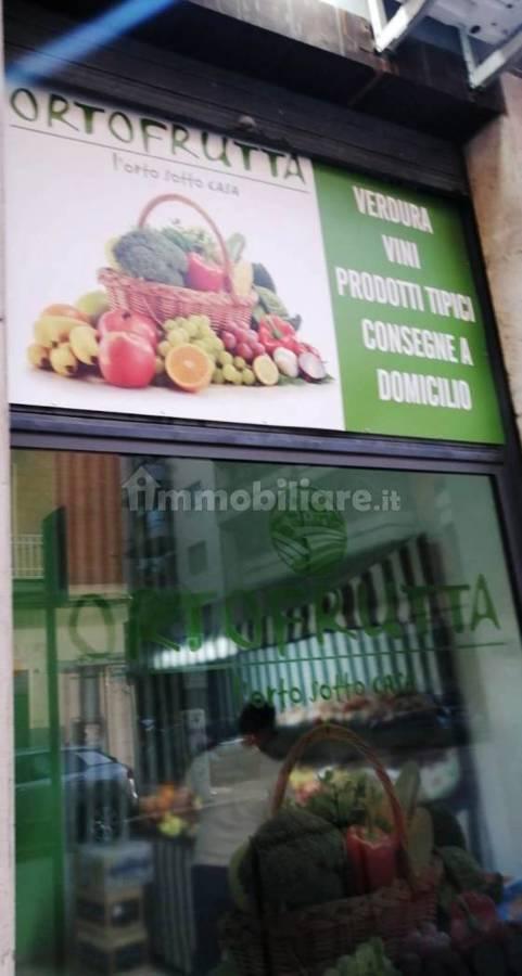 Esercizio commerciale in Via Monfalcone  39, Foggia, {3} - Foto 2