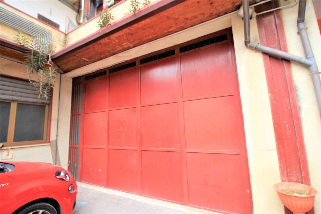 Magazzino in Via Angelo Mosso , Catania, {3} - Foto 2