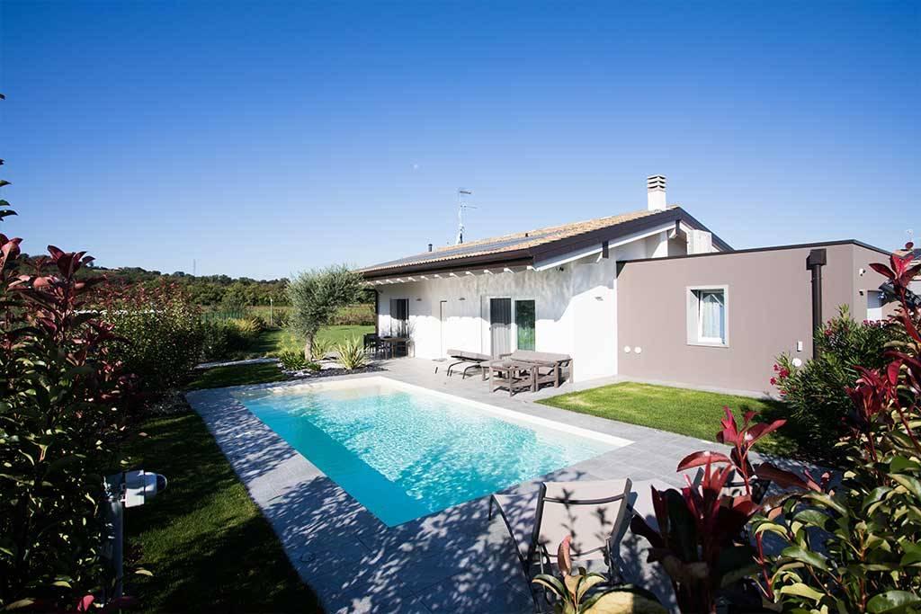 Villa in vendita a Calvagese Della Riviera