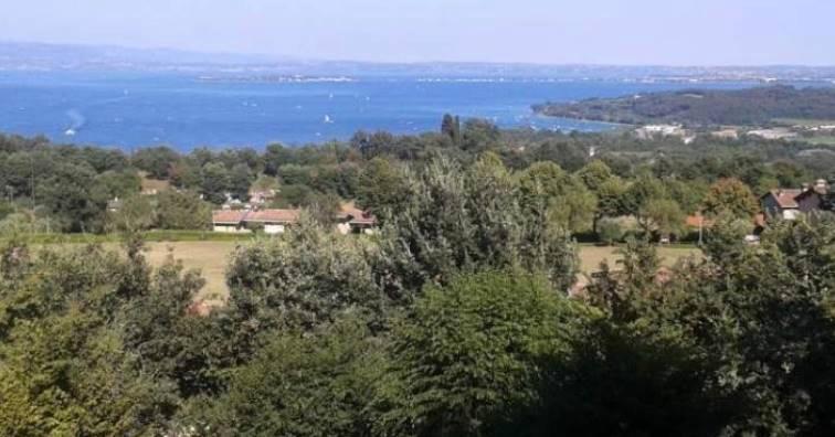 Terreno edificabile residenziale in vendita a Padenghe Sul Garda