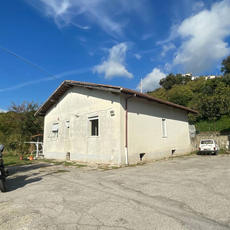 Casa indipendente in vendita a Salerno