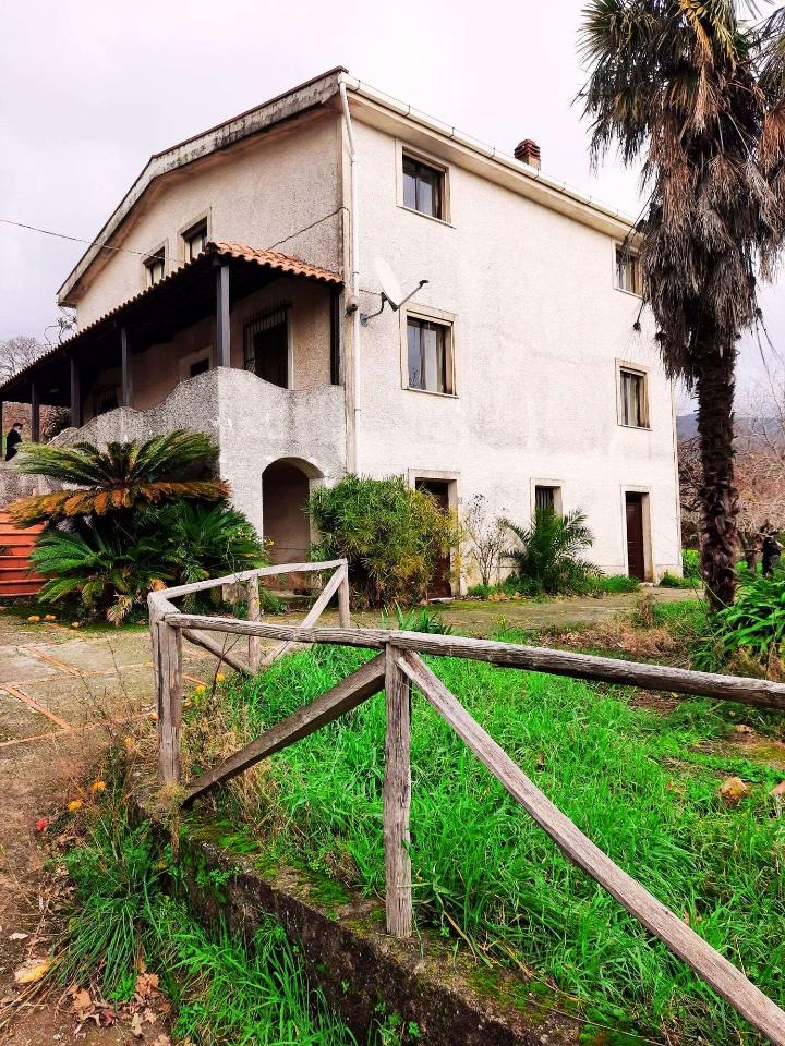 Villa unifamiliare in vendita a Cetraro