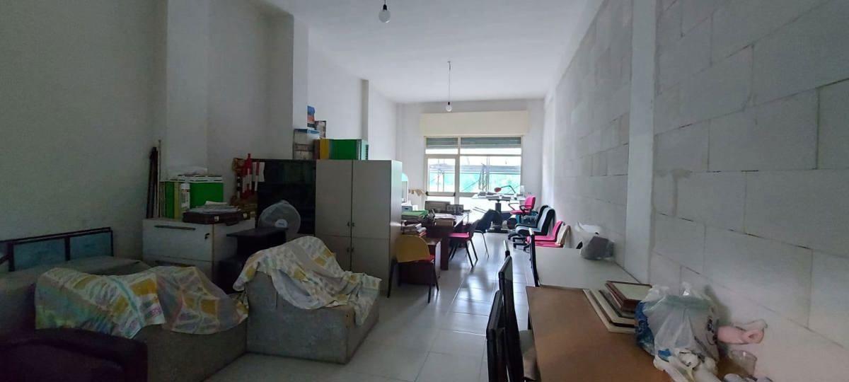 Negozio in Via Taverna Campanile  281, Monteforte Irpino, {3} - Foto 2