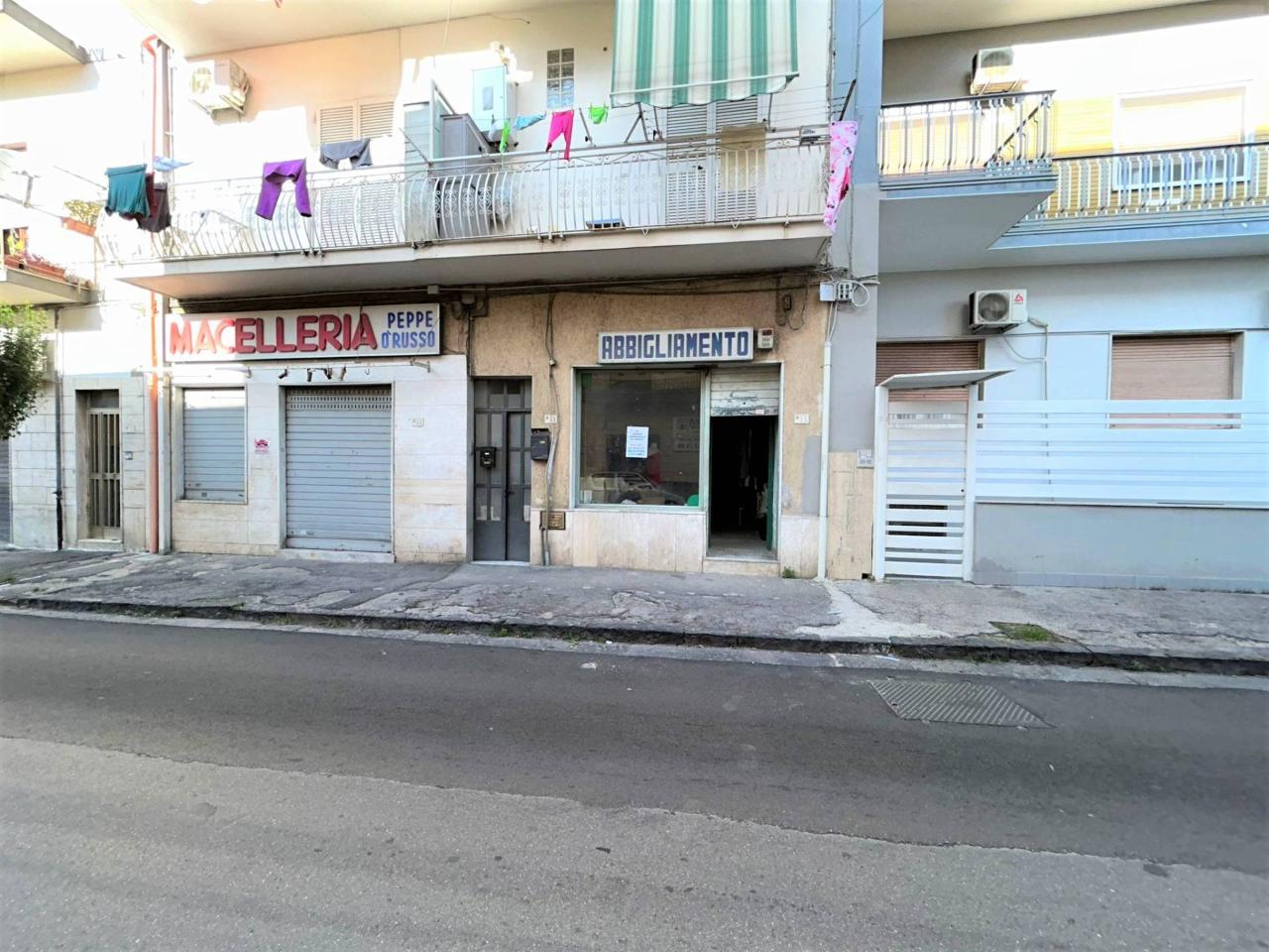 Negozio in , Pomigliano D'Arco, {3} - Foto 2