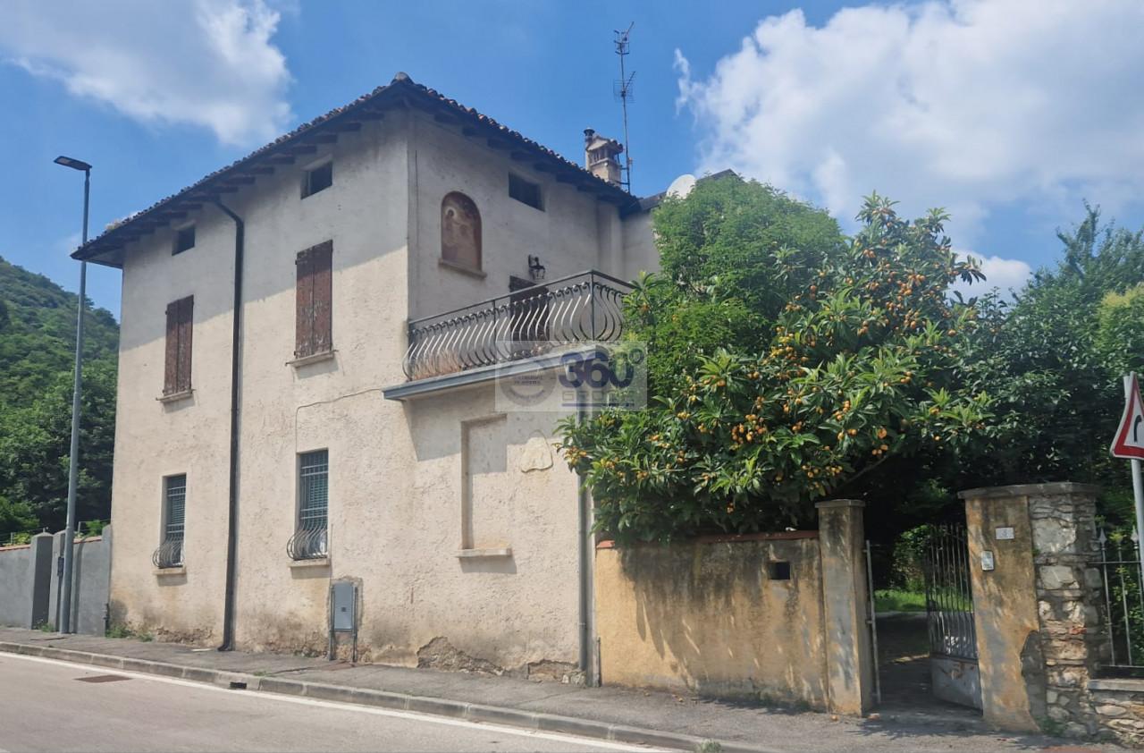Villa in vendita a Gussago
