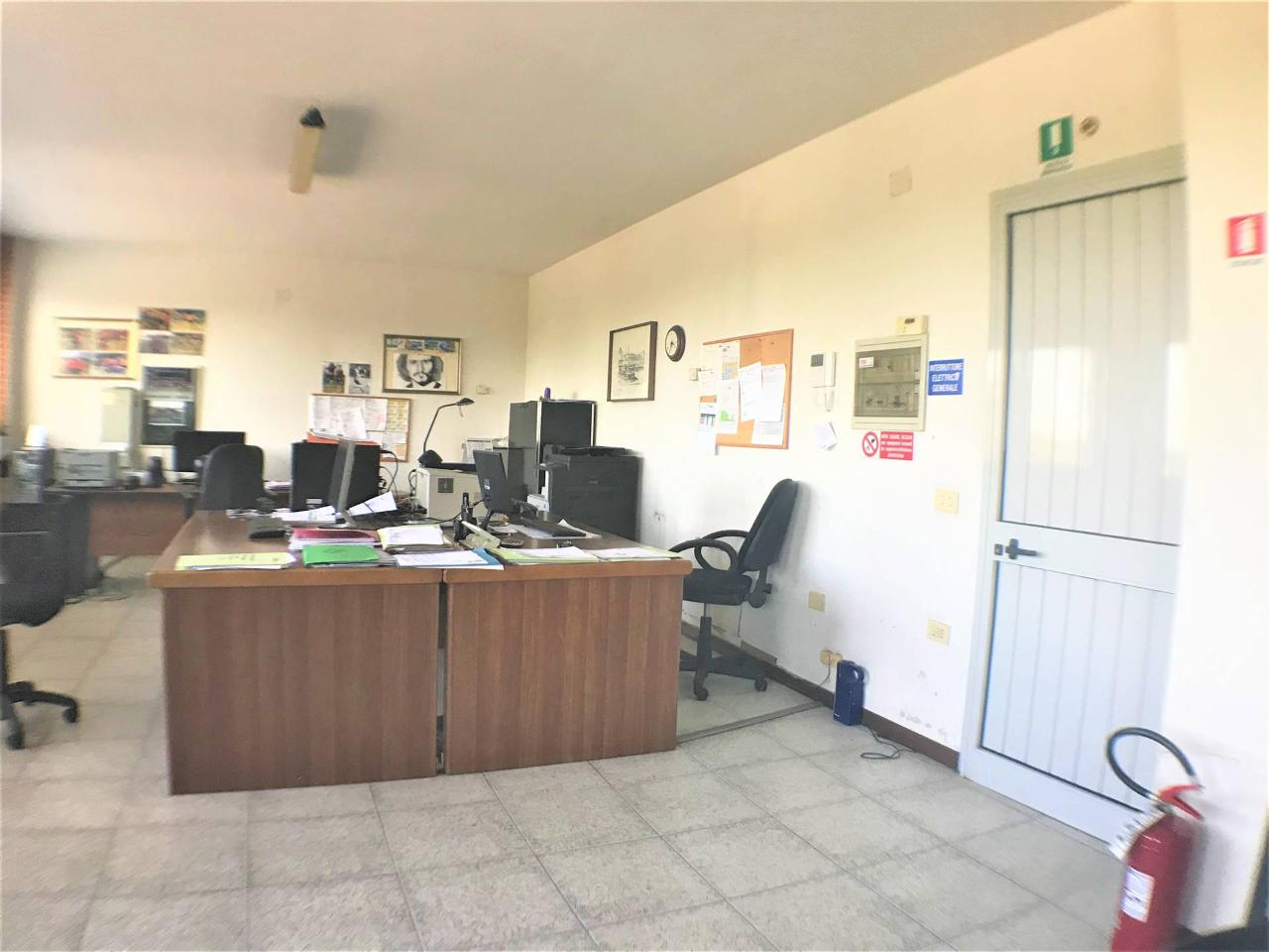 Ufficio in , Cecina, {3} - Foto 1