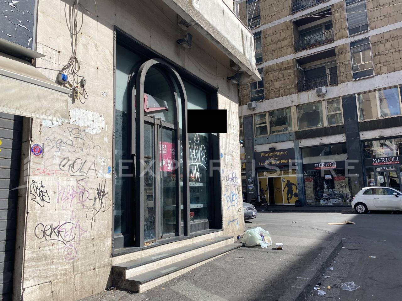 Negozio in Via Teocrito 1, Catania, {3} - Foto 2