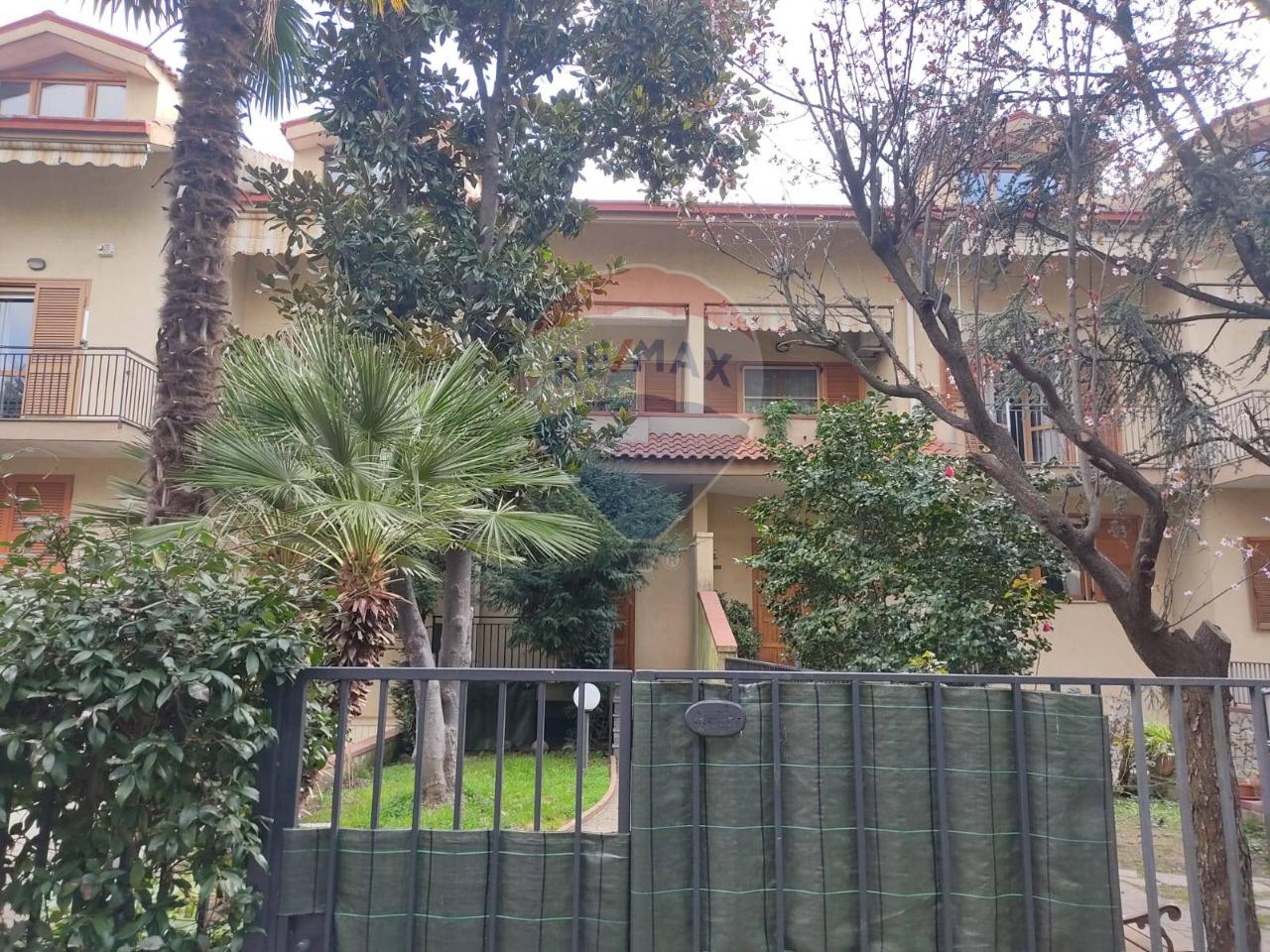 Villa a schiera in affitto a Caserta
