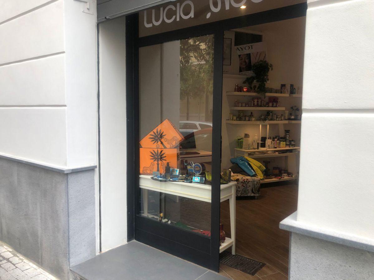 Negozio in Via Battistessa 5, Caserta - Foto 1