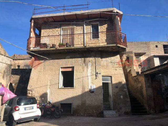 Detached house in Via d'Errico 5, Caserta - Photo 1