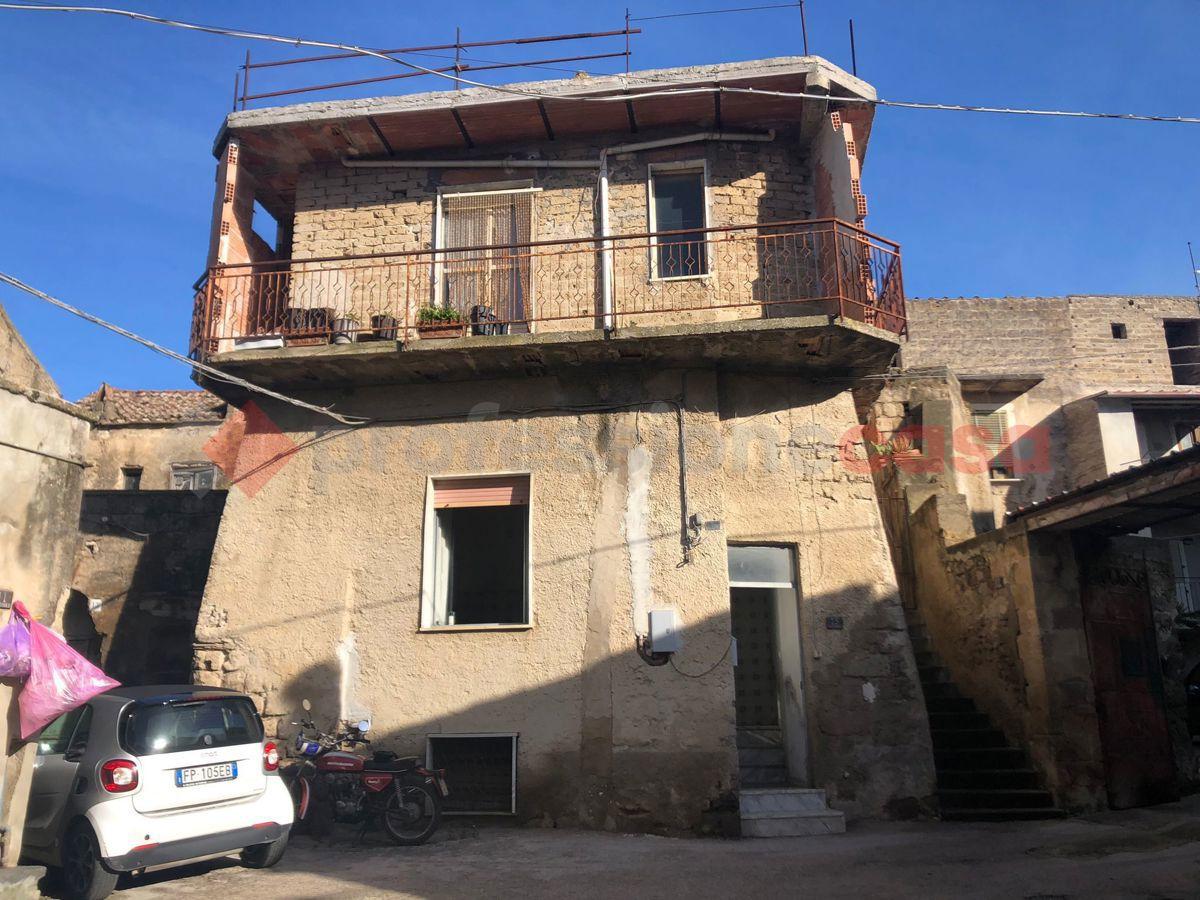 Casa indipendente in vendita a Caserta
