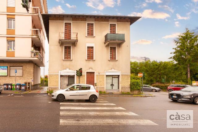 Detached house in {3}, Viale Luigi Borri 26 - Photo 1