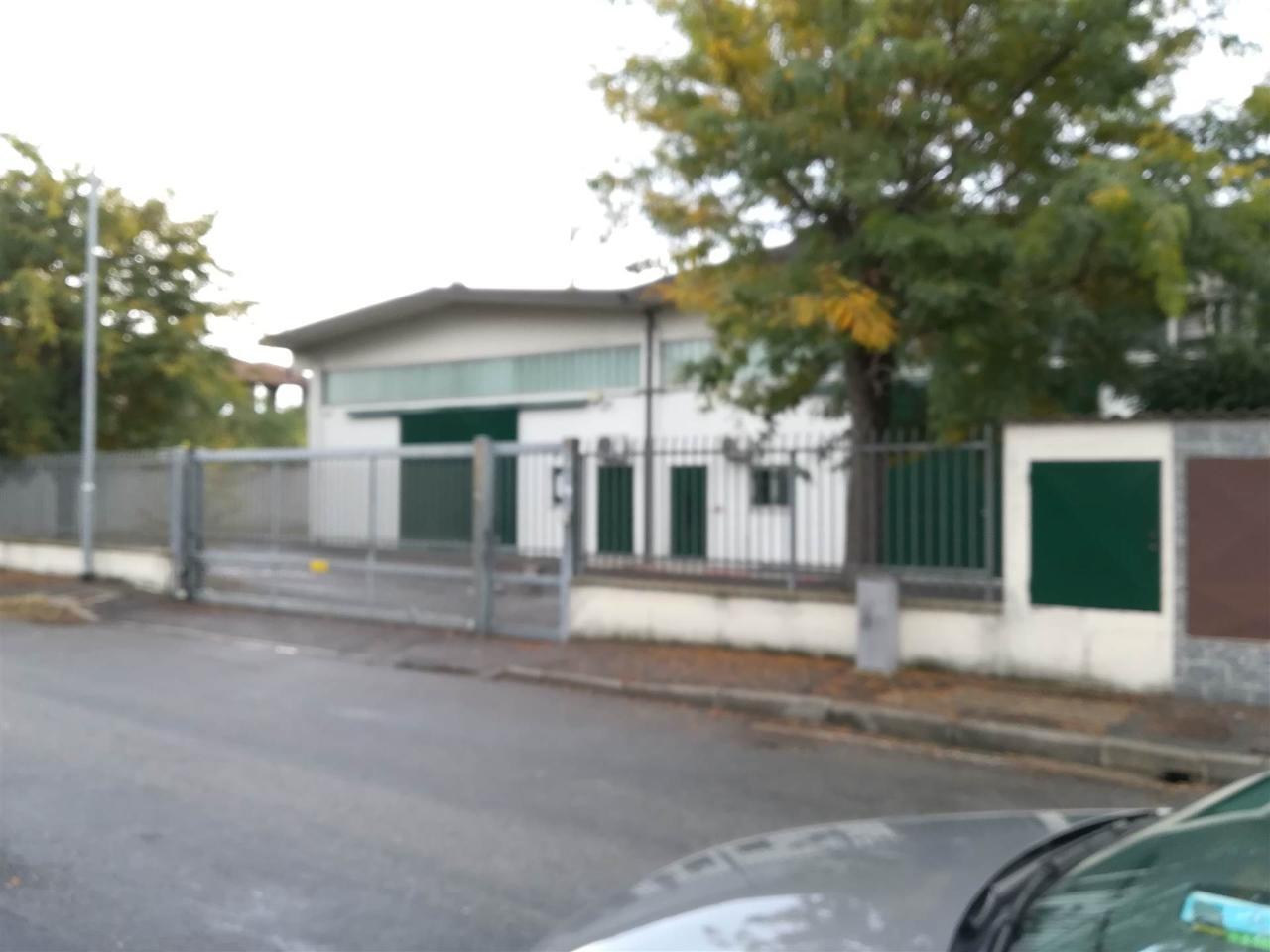 Laboratorio in , Vimodrone, {3} - Foto 2